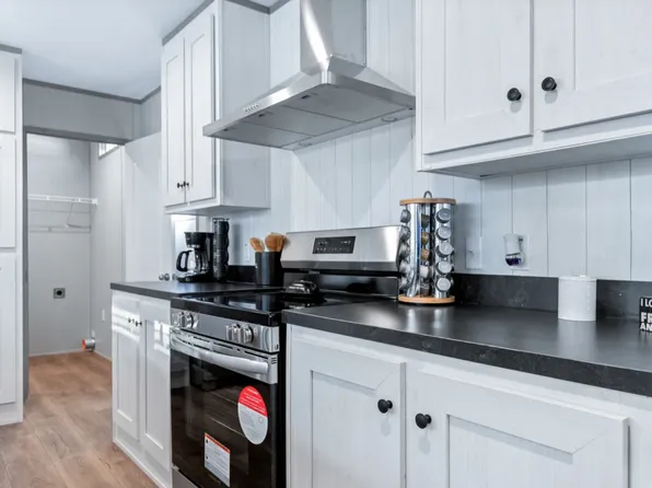 Clayton - Resolution 3X Plan, Astoria Crossing