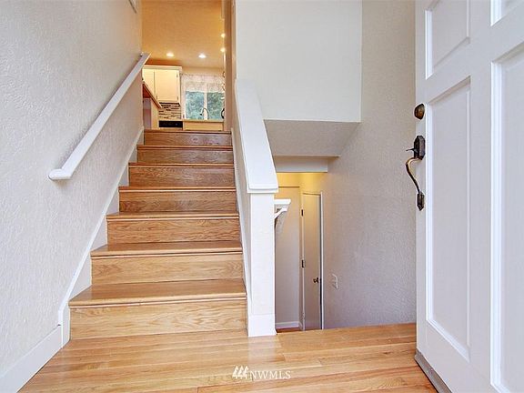 4th image of 3907 167th St NW