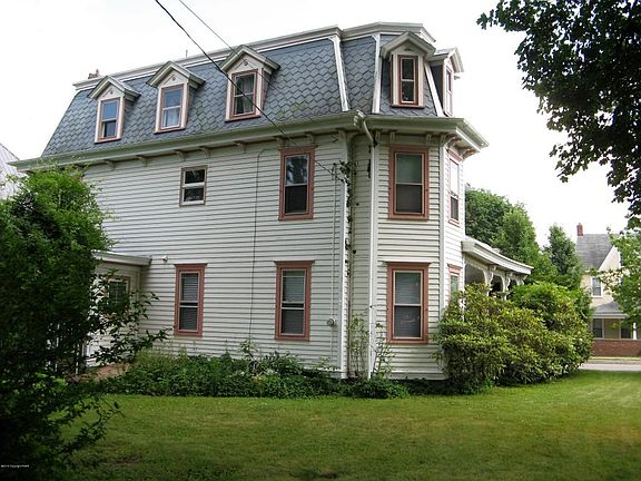 5th image of 415 Erie St