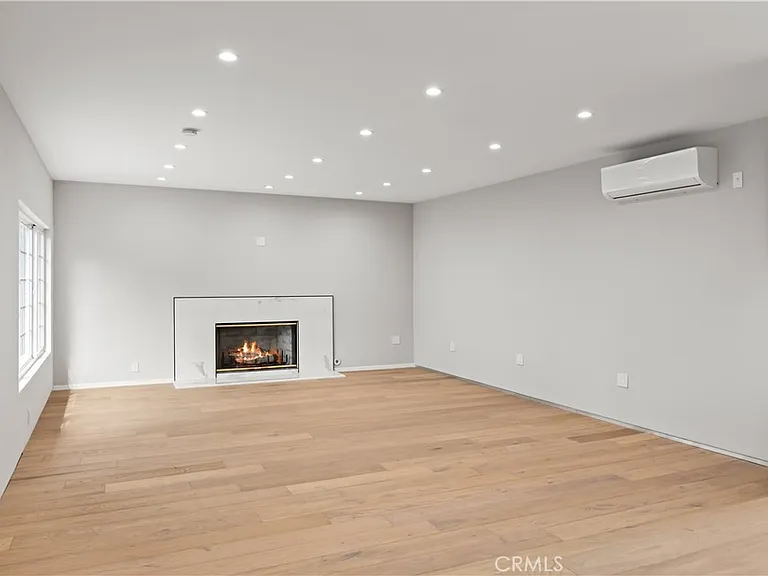 19660 Valdez Dr — Photo 39