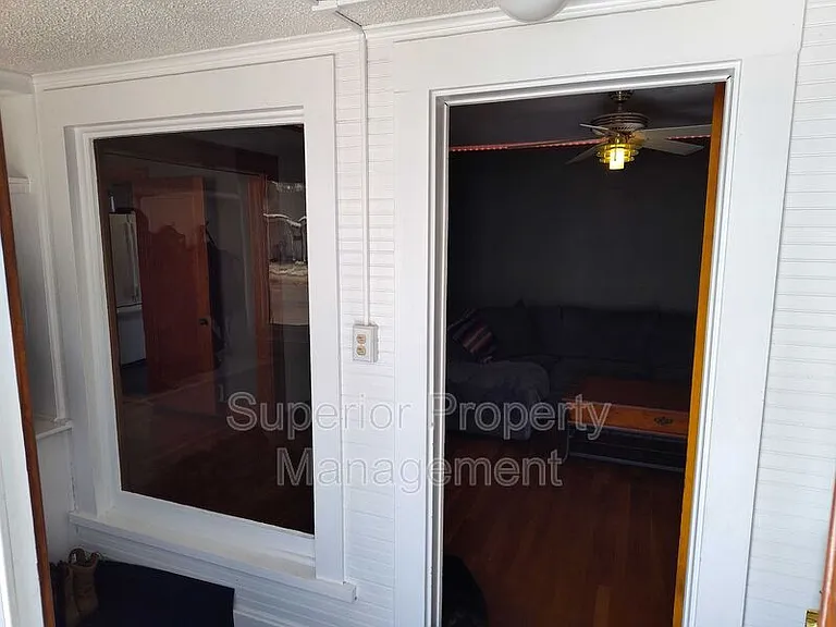 611 Seymour Ave — Photo 3