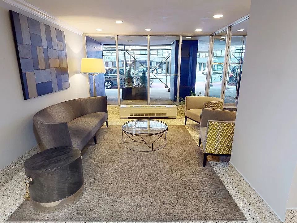 1st image of 220 E 57th St APT 3G