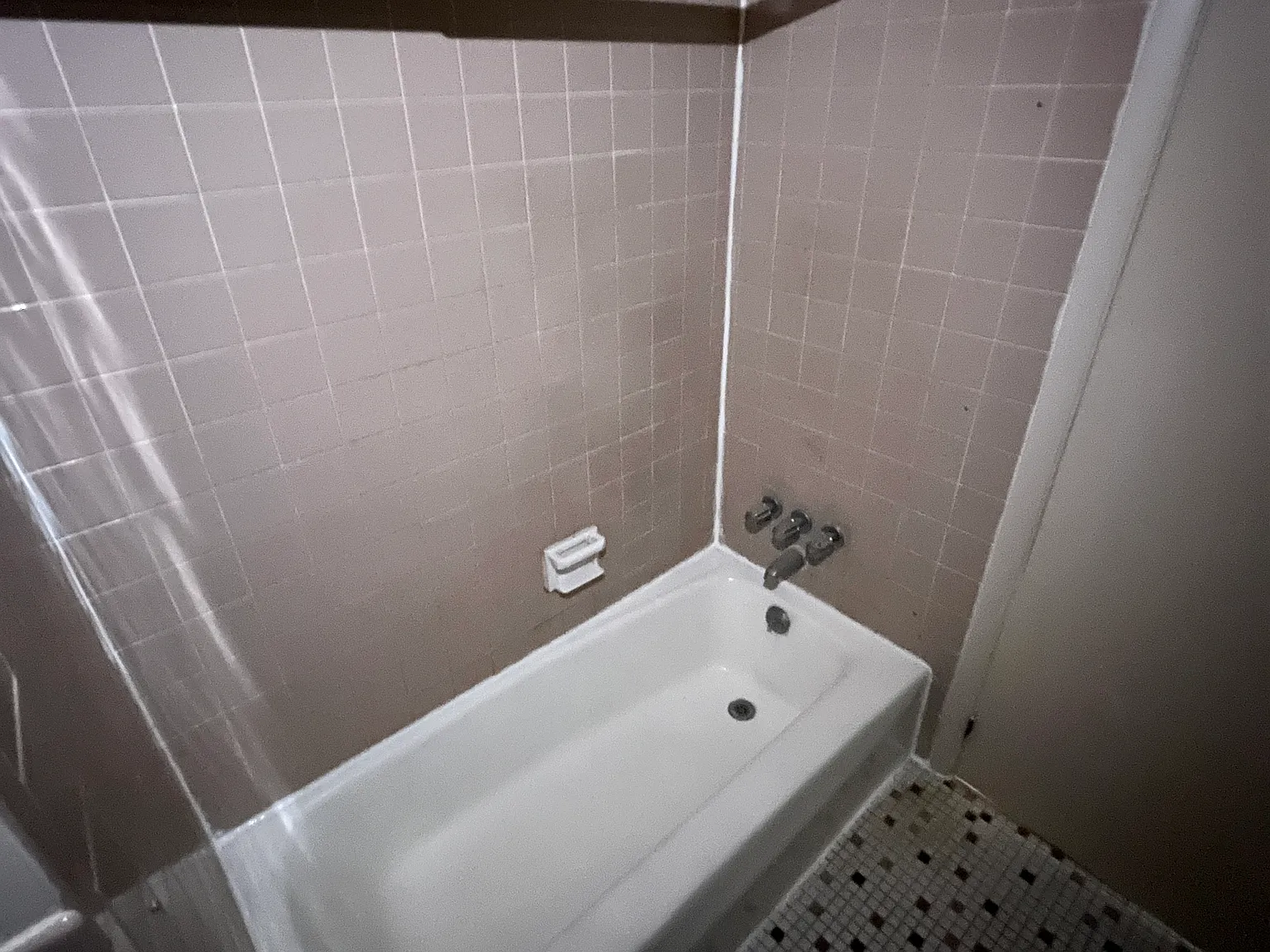 Forest Gate Apartments — Photo 2