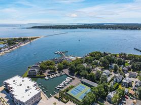42 Stirling Cv, Greenport, NY
