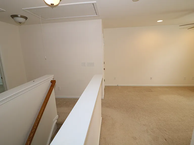 4022 Linsbury Ct — Photo 23