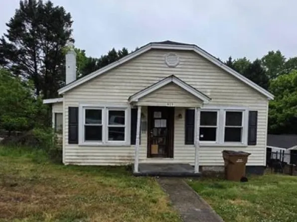 803 S Grove St, Lincolnton, NC 28092