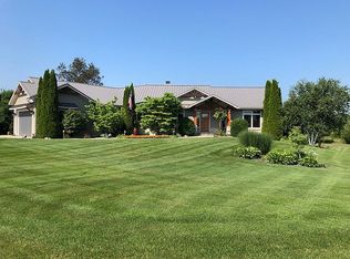 24712 Copper Ridge Dr, Goshen, IN 46526