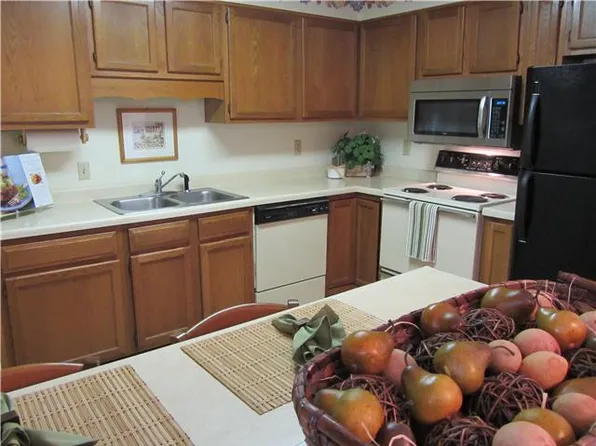 200 Sanders Ferry Rd APT 2209, Hendersonville, TN 37075