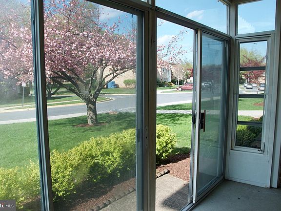 4th image of 3400 Gleneagles Dr #73-2H
