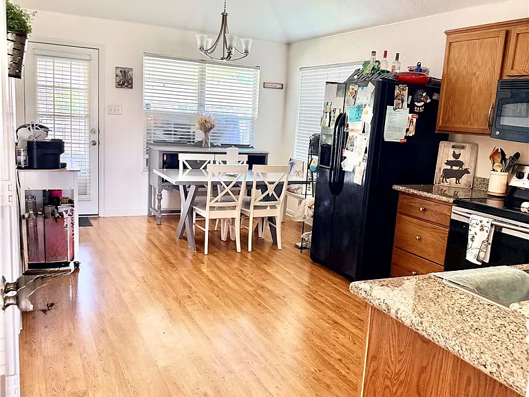 1029 Fallbrook Loop — Photo 6