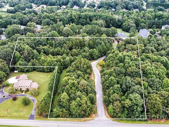 0 17th Street Ct NE #1-9, Hickory, NC 28601