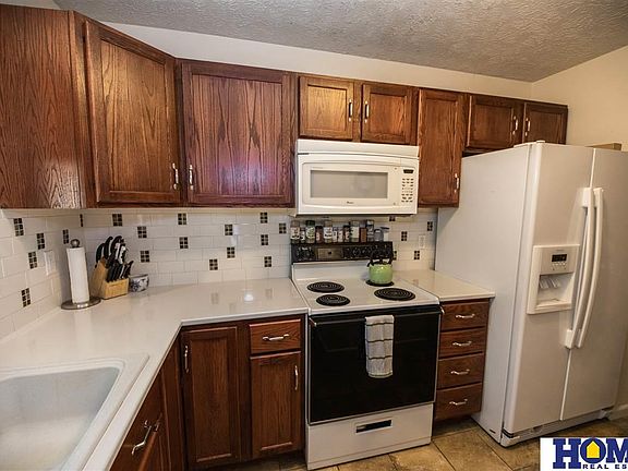 3rd image of 4620 Southwood Dr