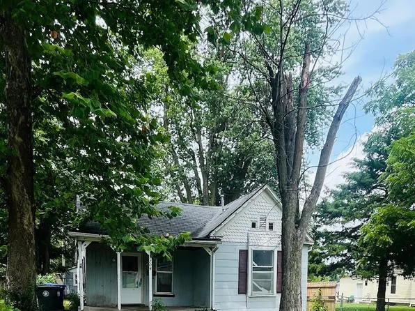 1704 S Missouri Ave, Sedalia, MO 65301