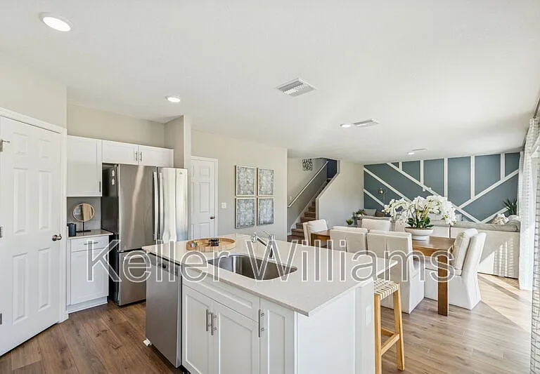 601 Ambleside Dr — Photo 12