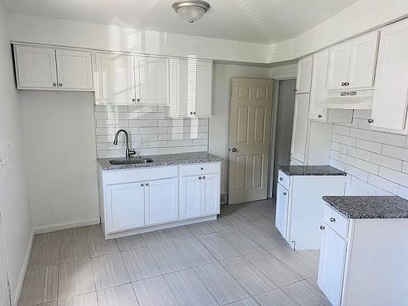3rd image of 72 Crocker Blvd