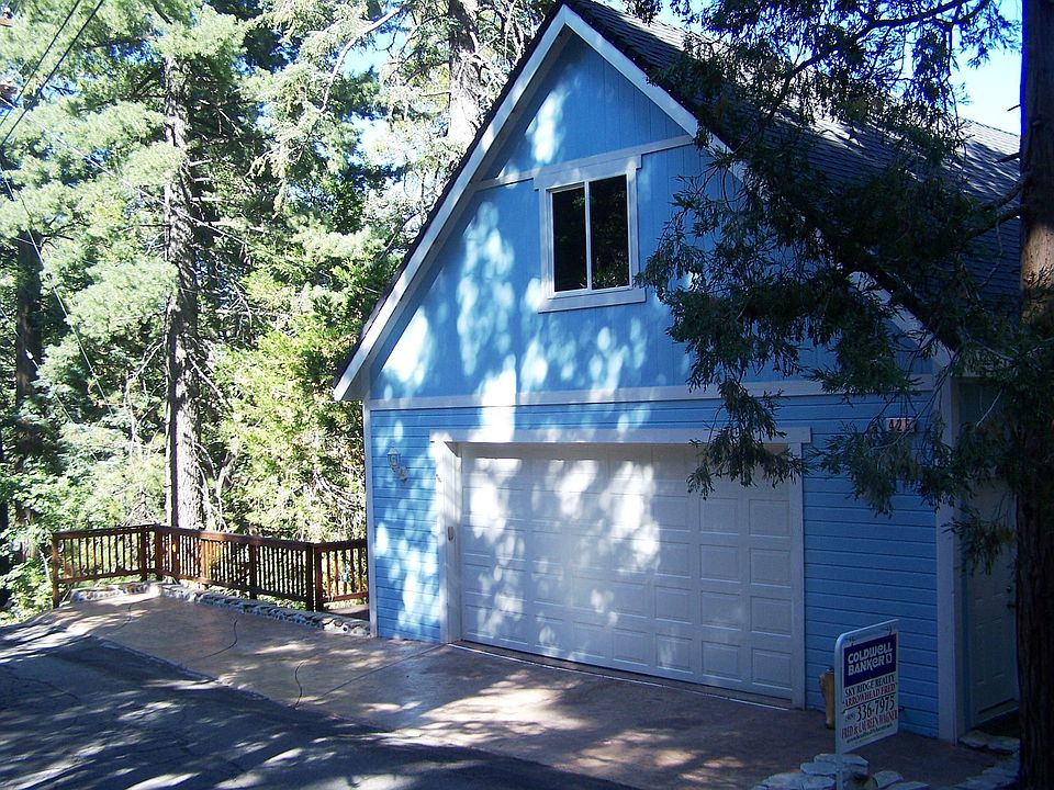 1st image of 425 Iris Dr