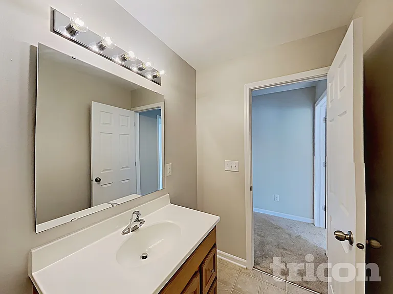 501 Sawtooth Oak Dr — Photo 12