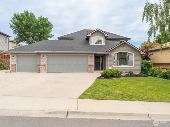 1906 Lion Place, Wenatchee, WA 98801