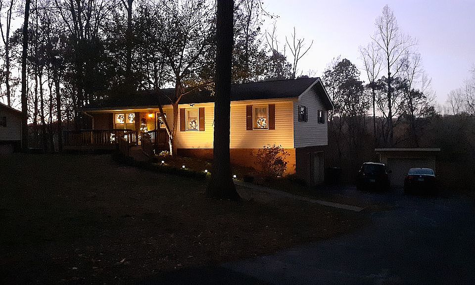 1st image of 4723 Pebble Brook Cir NE