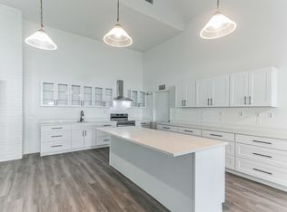 7071 103rd St #403, Jacksonville, FL 32210