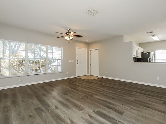 4th image of 454 Summer Sails Dr
