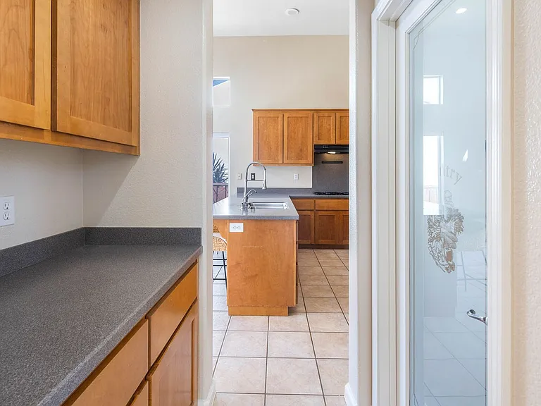 2902 Haddington Ct — Photo 15