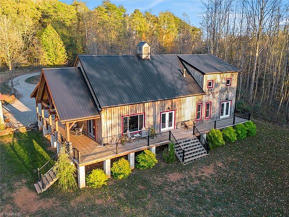 5th image of 167 Ashton Manor Ln