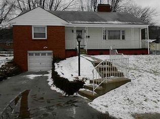 1627 Kansas Ave, White Oak, PA