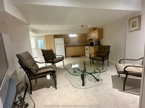 156 Jefferson Forest Dr #Basement, Richmond Hill, ON L4E 4K6
