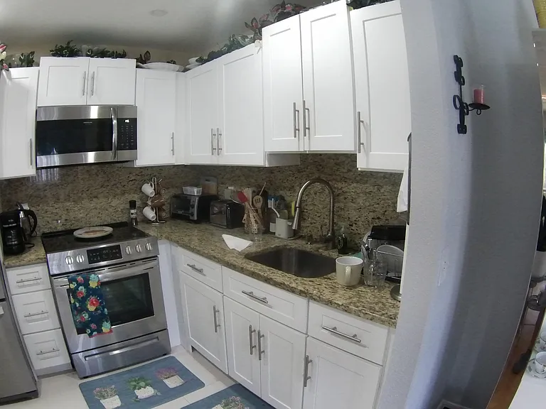 275 Monaco Way #F — Photo 11