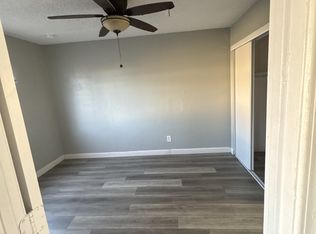 804 E 6th St APT 1, Beaumont, CA 92223