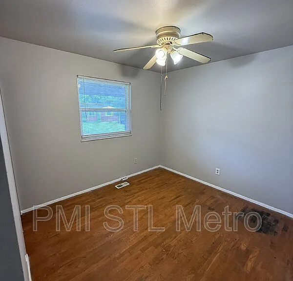 10435 Castle Dr — Photo 6