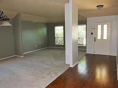 5th image of 12813 Carpenter Ln