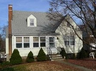 8 Hartford Ave, Greenwich, CT 06830