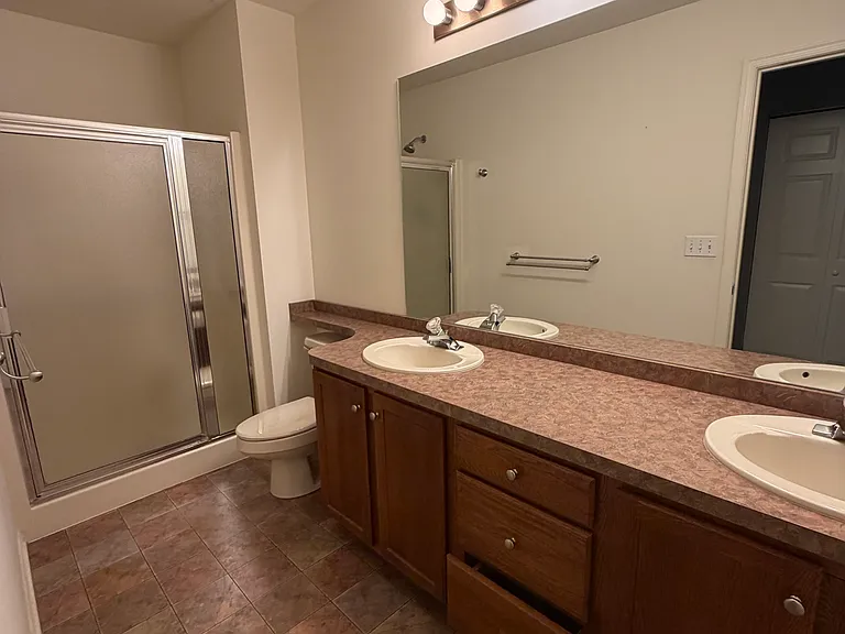 1921 Limestone Dr — Photo 9