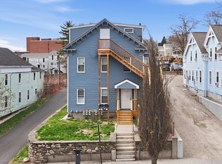 34 Irving St, Worcester, MA 01609