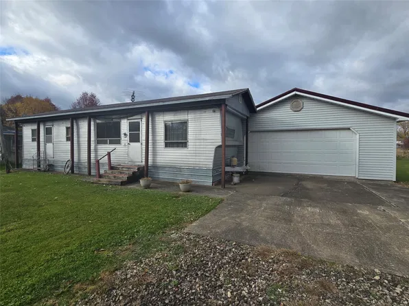 9729 3rd St, Linesville, PA 16424