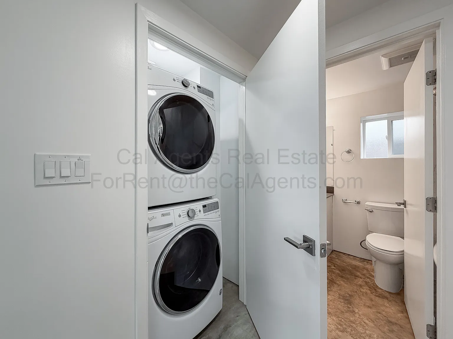 2 bed, 890 sqft, $2,500 — Photo 3