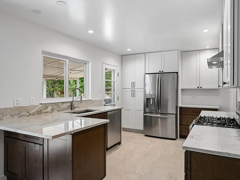 12398 W Mexico Pl — Photo 21