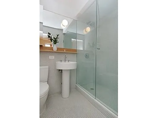 Rented by Corcoran | media 18