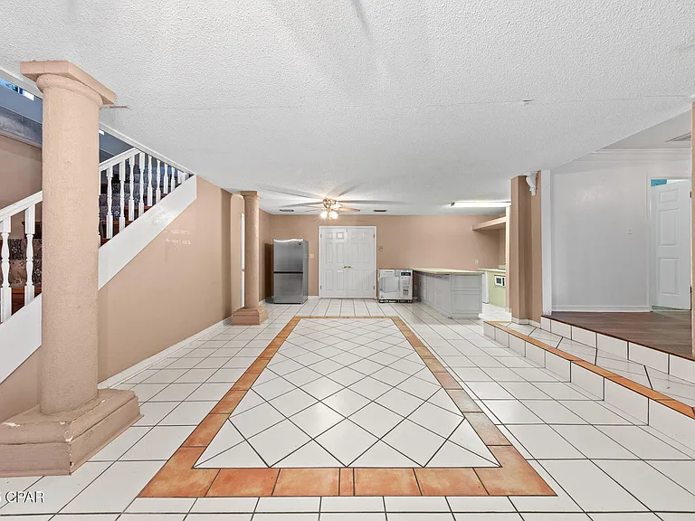 301 Fairway Blvd — Photo 20