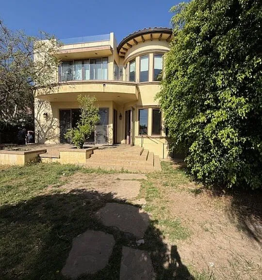 1126 Yale St — Photo 32