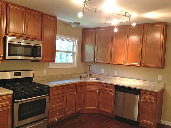 5th image of 2668 Blackforest Dr