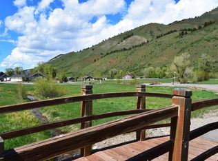 81 Rockbridge Rd, Afton, WY 83110