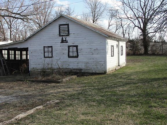 5th image of 220 B Hwy