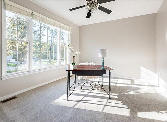 5th image of 8624 Woodshill Ct