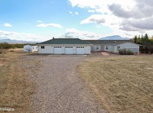 10655 S Paint Ranch Rd, Hereford, AZ 85615