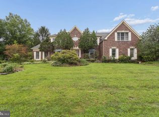 1 Chesapeake Ct, Princeton Junction, NJ 08550