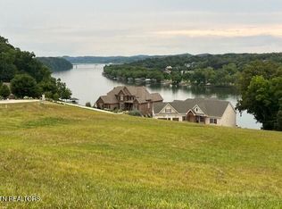 340 Silent River Ln, Loudon, TN 37774