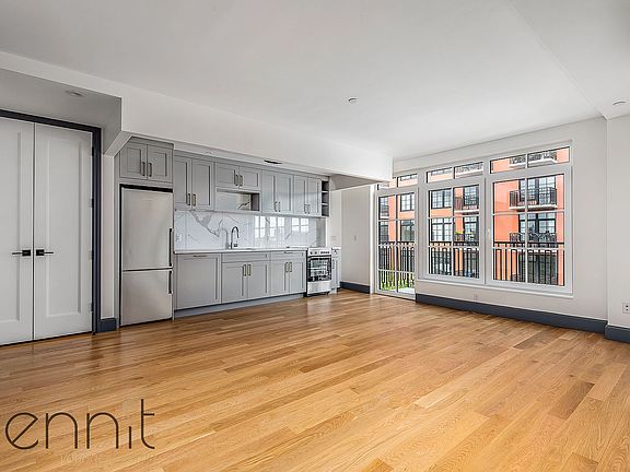 2nd image of 293 Herkimer St #604